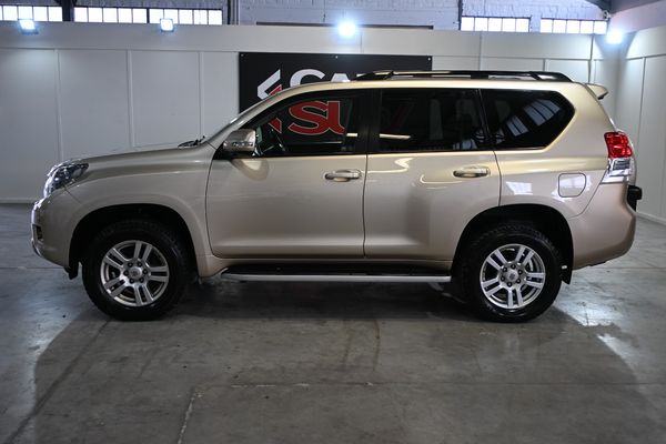 2010-Toyota-Land-Cruiser-Prado-VX-40-V6-Auto-7-Seater-4x4 image:22