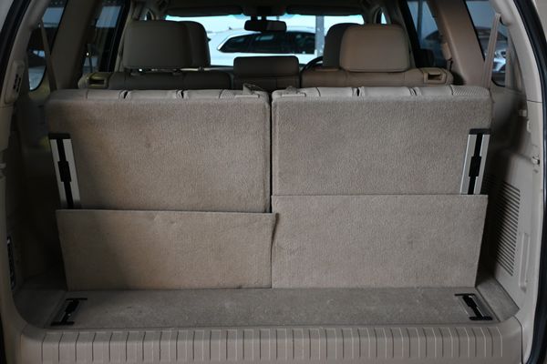 2010-Toyota-Land-Cruiser-Prado-VX-40-V6-Auto-7-Seater-4x4 image:5