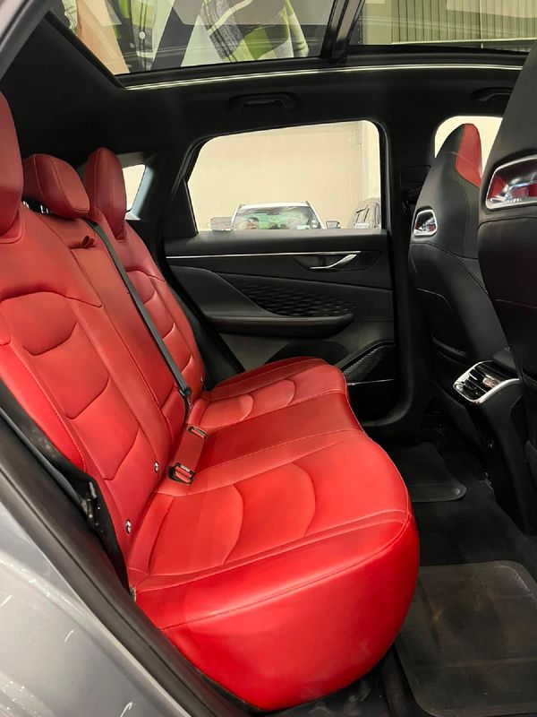 2024-BAIC-X55-15T-Premium-Auto image:11