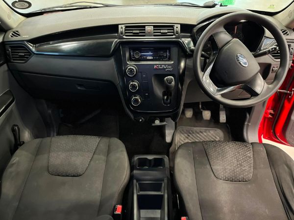 2020-Mahindra-KUV-100-12-K2-Dare image:9