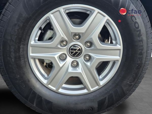 2026-Volkswagen-Amarok-20-TDI-125kW-Single-Cab image:8
