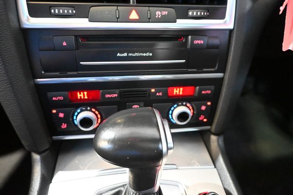 2015-Audi-Q7-42TDi-V8-S-Line-Quattro-8-Speed-Auto-7-Seater image:15
