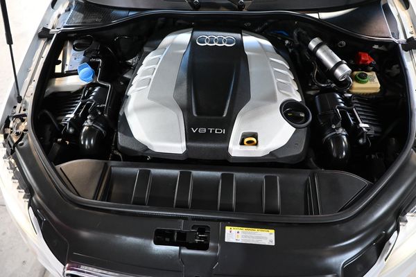 2015-Audi-Q7-42TDi-V8-S-Line-Quattro-8-Speed-Auto-7-Seater image:23