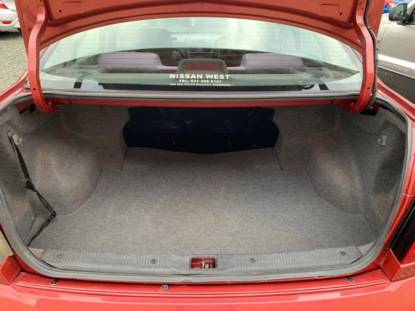 2004-Nissan-Almera-16-Luxury-Automatic image:18