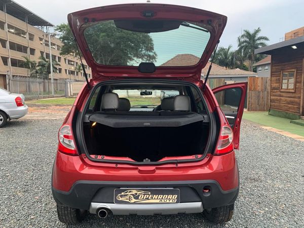 2012-Renault-Sandero-16-Stepway-ONE-OWNER image:17