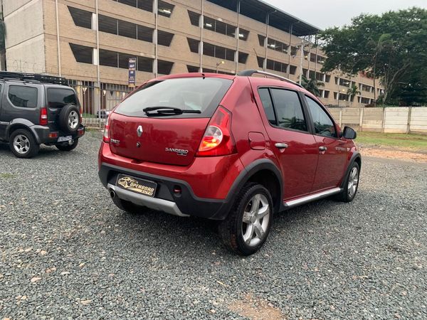 2012-Renault-Sandero-16-Stepway-ONE-OWNER image:3