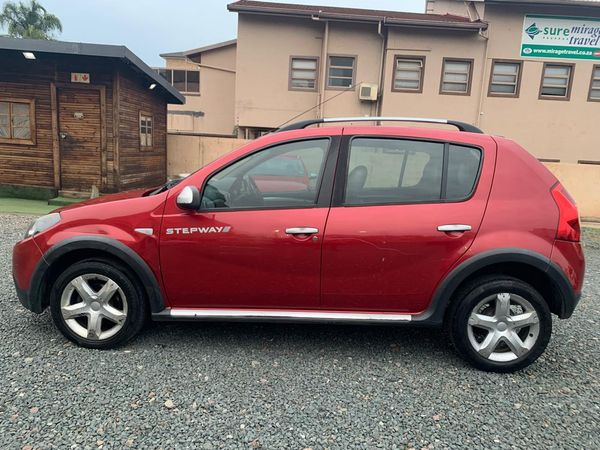 2012-Renault-Sandero-16-Stepway-ONE-OWNER image:6
