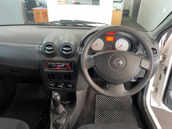 2019-Nissan-NP200-16 image:13