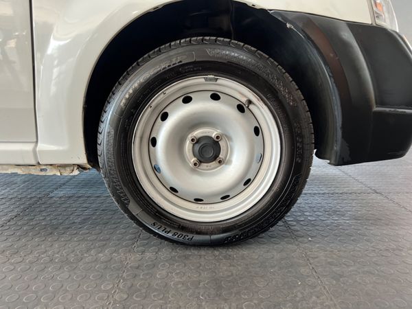 2019-Nissan-NP200-16 image:22