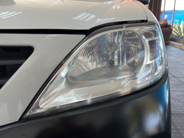2019-Nissan-NP200-16 image:23