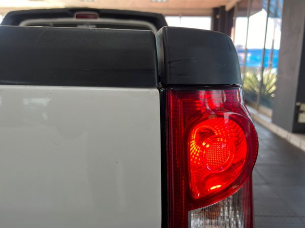 2019-Nissan-NP200-16 image:24