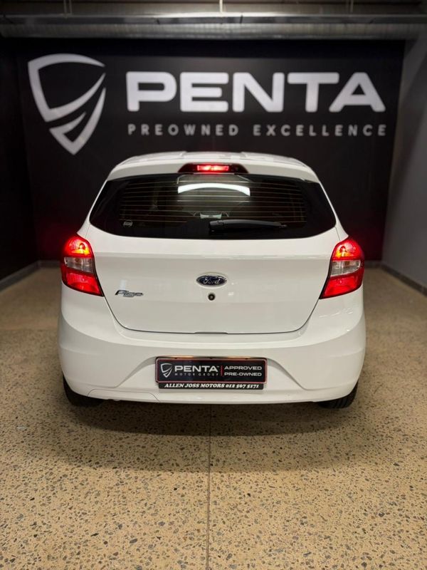 2016-Ford-Figo-15-Trend-5-dr image:4