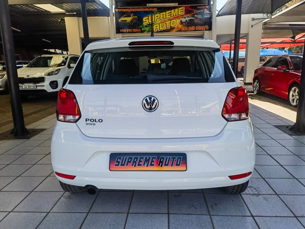 2018-Volkswagen-Polo-Vivo-14-Trendline-Hatch-Back-Low-Kilos image:9
