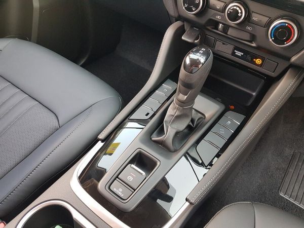 2026-Isuzu-Mu-x-19D-LS-Auto image:13