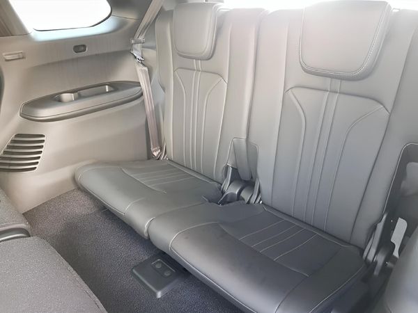2026-Isuzu-Mu-x-19D-LS-Auto image:14