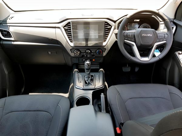 2026-Isuzu-D-Max-19-DDI-HR-LS-Auto-Double-Cab image:9