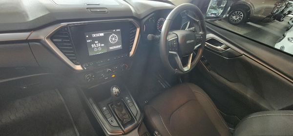 2026-Isuzu-D-Max-19-DDI-HR-LS-Auto-Double-Cab image:12