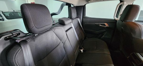 2026-Isuzu-D-Max-19-DDI-HR-LS-Auto-Double-Cab image:18