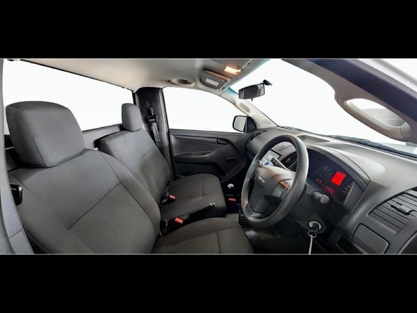 2026-Isuzu-D-Max-250C-Fleetside-Single-Cab image:14