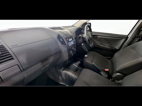 2026-Isuzu-D-Max-250C-Fleetside-Single-Cab image:22