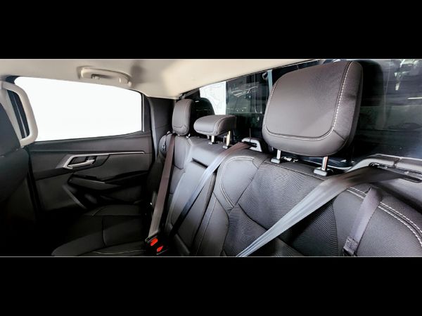 2026-Isuzu-D-Max-19-DDI-HR-LS-Double-Cab image:17