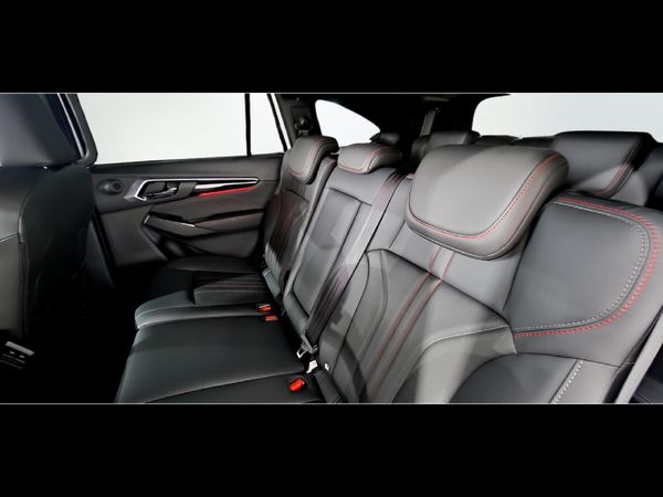 2025-Isuzu-Mu-x-30D-Onyx-XT-4x4-Auto image:17