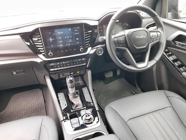 2026-Isuzu-Mu-x-30D-Onyx-XT-4x4-Auto image:11