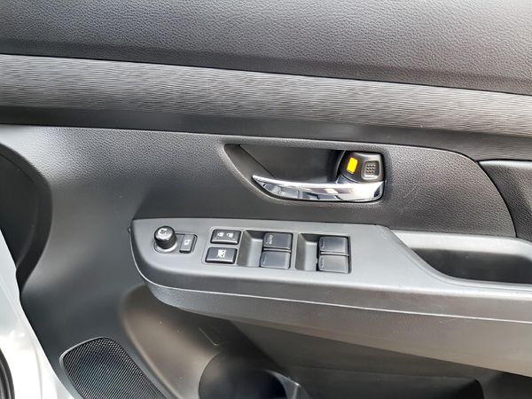 2025-Suzuki-Ertiga-15-GL image:17