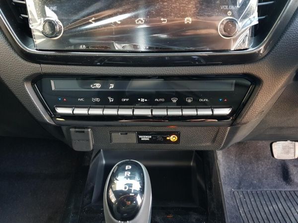 2026-Isuzu-D-Max-30-DDI-V-Cross-HR-Auto-Double-Cab image:15