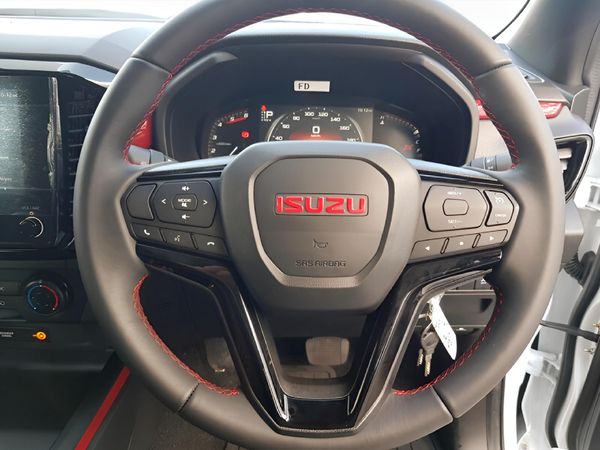 2026-Isuzu-D-Max-19-DDI-HR-X-Rider-Auto-Double-Cab image:14