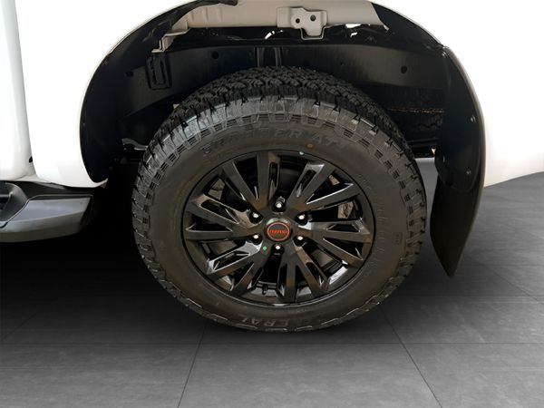 2026-Isuzu-D-Max-19-DDI-HR-X-Rider-Auto-Double-Cab image:5