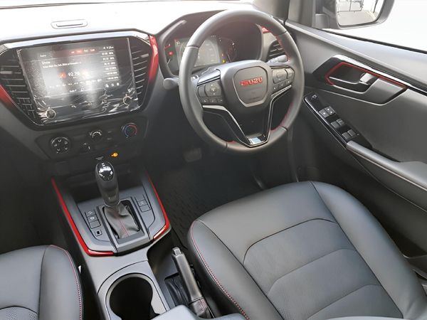 2026-Isuzu-D-Max-19-DDI-HR-X-Rider-Auto-Double-Cab image:8
