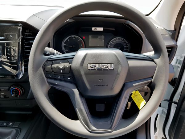 2026-Isuzu-D-Max-19-DDI-HR-L-Extended-Cab image:13