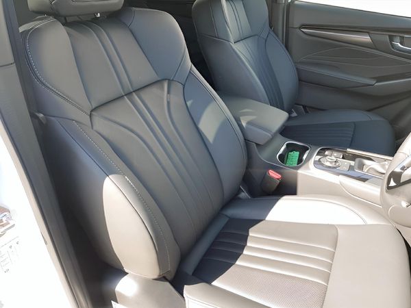 2026-Isuzu-Mu-x-30D-LS-4x4-Auto image:10