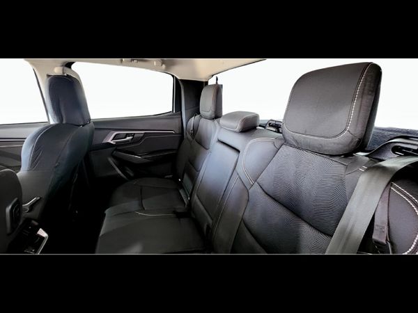 2023-Isuzu-D-Max-30-DDI-LSE-4x4-Auto-Double-Cab image:17