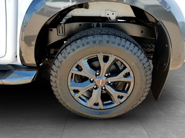 2026-Isuzu-D-Max-30-DDI-V-Cross-HR-Auto-Double-Cab image:5