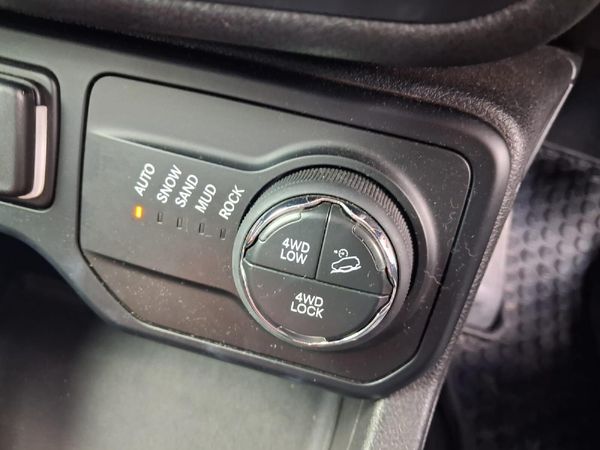 2021-Jeep-Renegade-24-Trailhawk-AWD-Auto image:12