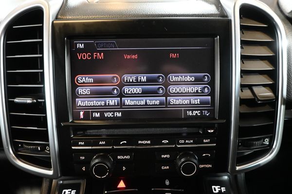 2012-Porsche-Cayenne-30D-Gen-II-TDi-8-SPD-Multi-Tronic-Auto-Off-Road image:9