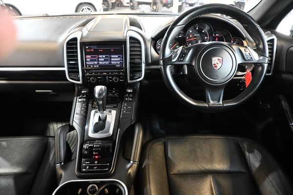 2012-Porsche-Cayenne-30D-Gen-II-TDi-8-SPD-Multi-Tronic-Auto-Off-Road image:7