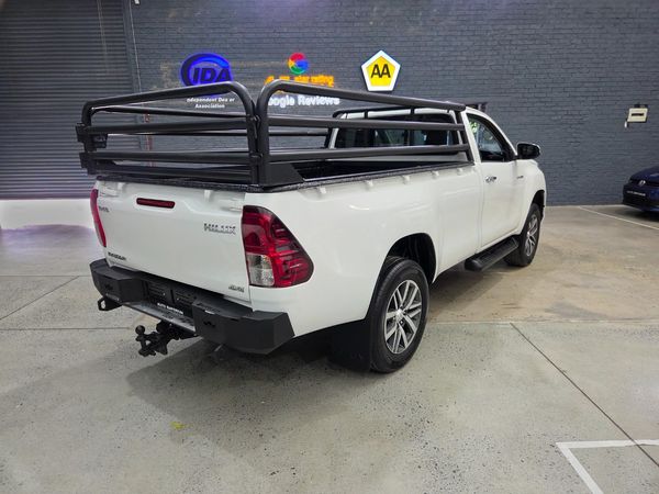 2018-Toyota-Hilux-28-GD-6-Raider-4x4-Single-Cab image:3