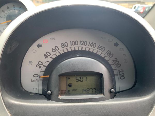 2007-Daihatsu-Sirion-13-Sport image:12