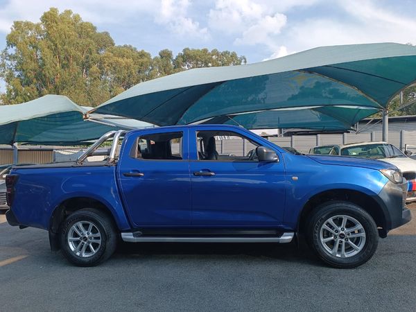 2022-Isuzu-D-Max-19-DDI-HR-L-Double-Cab image:2
