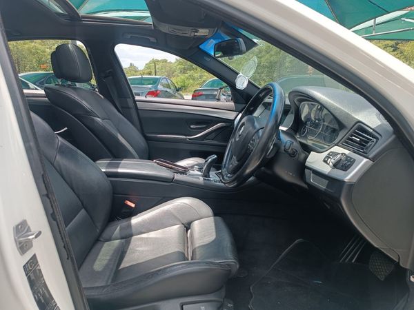 2013-BMW-5-Series-520d-M-Sport-Auto image:11