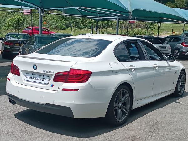 2013-BMW-5-Series-520d-M-Sport-Auto image:6