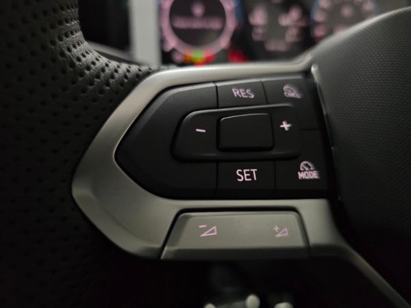 2026-Volkswagen-Tiguan-14TSI-R-Line image:20