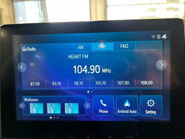 2025-Toyota-Corolla-Cross-18-XS image:13