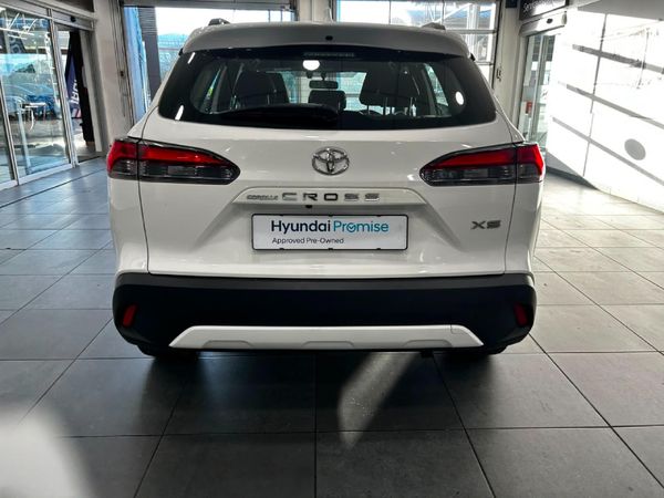2025-Toyota-Corolla-Cross-18-XS image:4