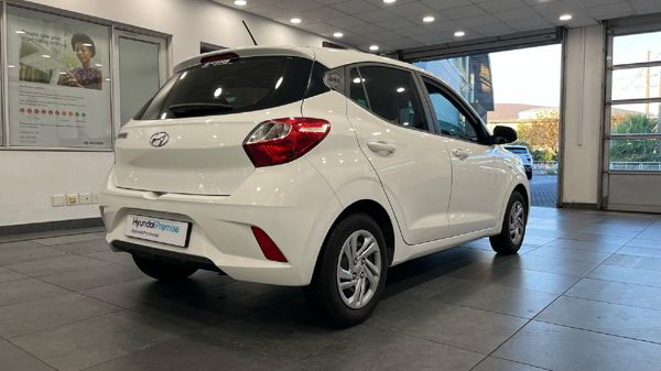 2021-Hyundai-Grand-i10-10-Motion image:6