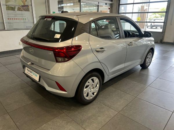 2025-Hyundai-Grand-i10-12-Motion-Auto image:4