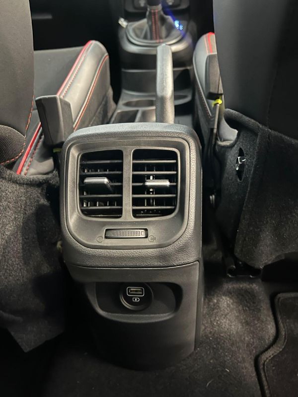 2025-Hyundai-Grand-i10-12-Motion-Auto image:8